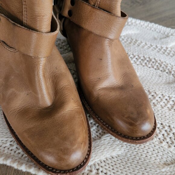 Authentic leather Frye cowboy boots booties Tabitha Harness booties - Picture 6 of 8